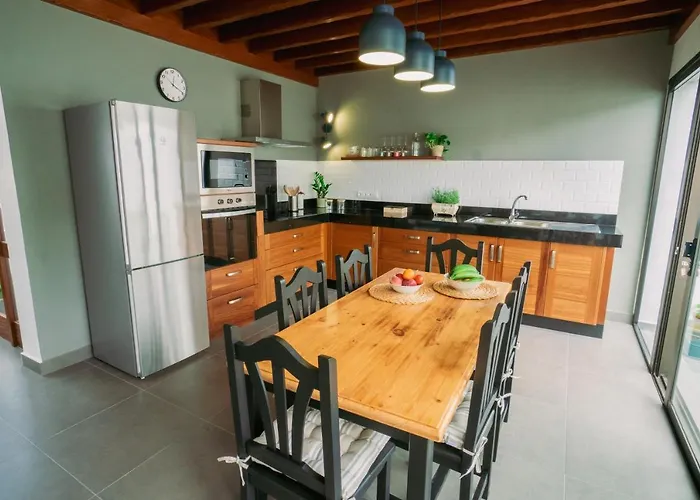 Casa Emblematica Maruca Y Leli Hébergement de vacances Los Silos